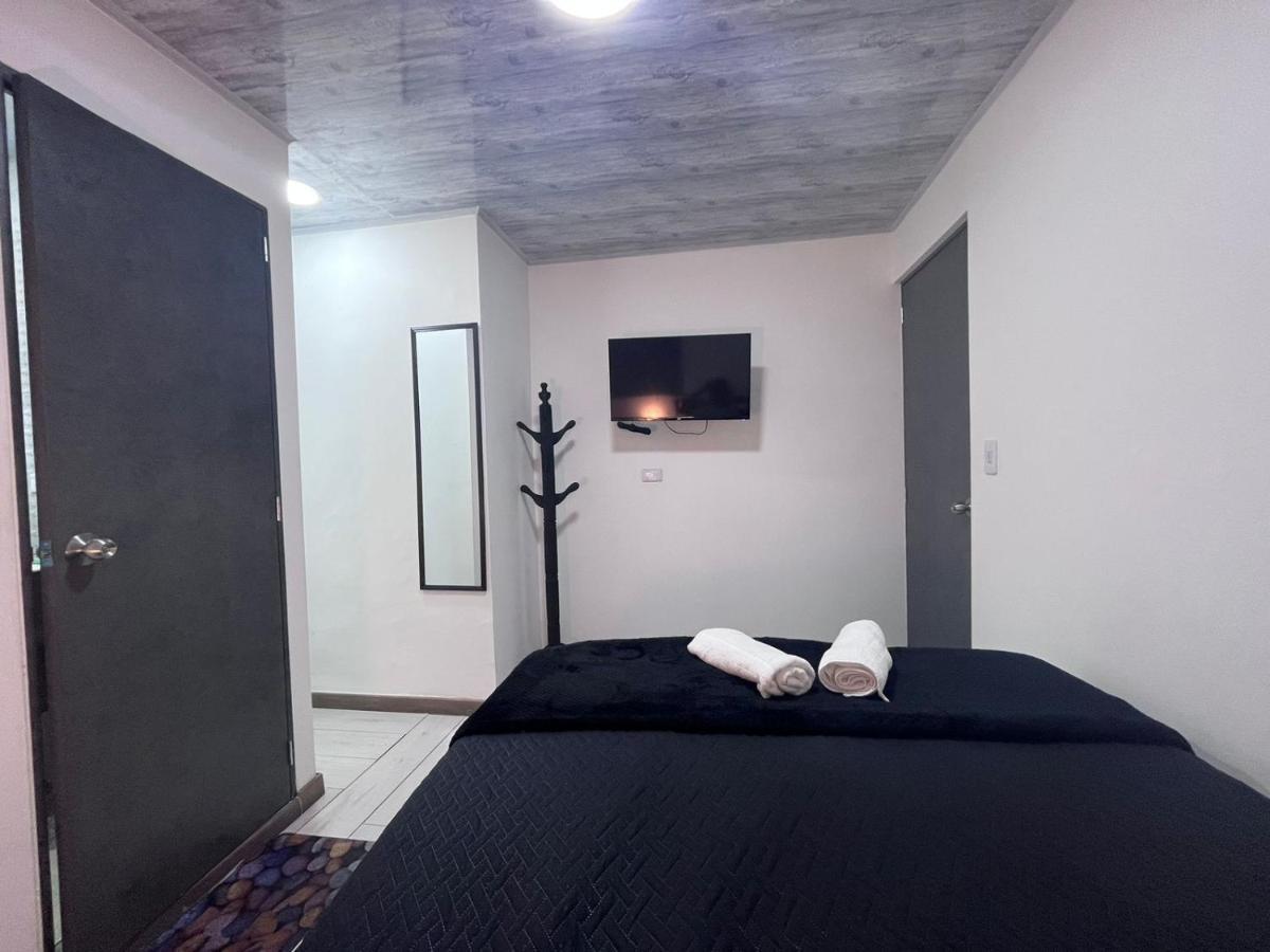 Edificio Santamarta Medellin Ξενοδοχείο Εξωτερικό φωτογραφία
